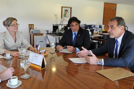 Pellegrino discute Cyclone 4 com a ministra Gleisi Hoffmann