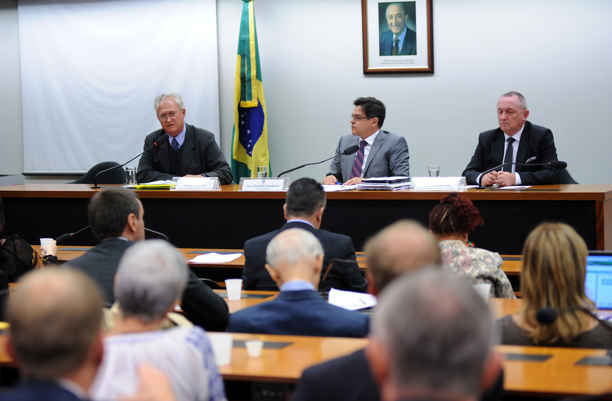 Representante do MRE afirma que Brasil atua na crise Rússia – Ucrânia