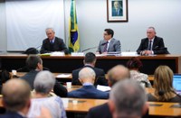 Representante do MRE afirma que Brasil atua na crise Rússia – Ucrânia