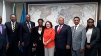 Representantes de Angola visitam Comissão 