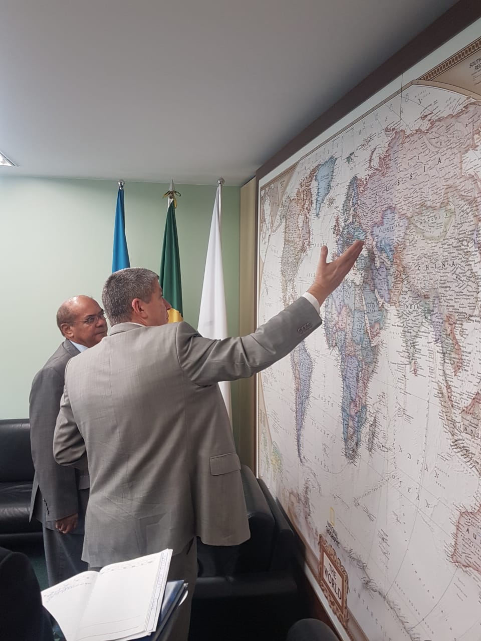 Ucrânia pede pressão do Brasil contra agressões da Rússia