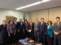 Visita de delegação espanhola expressa interesse em fomentar relações bilaterais