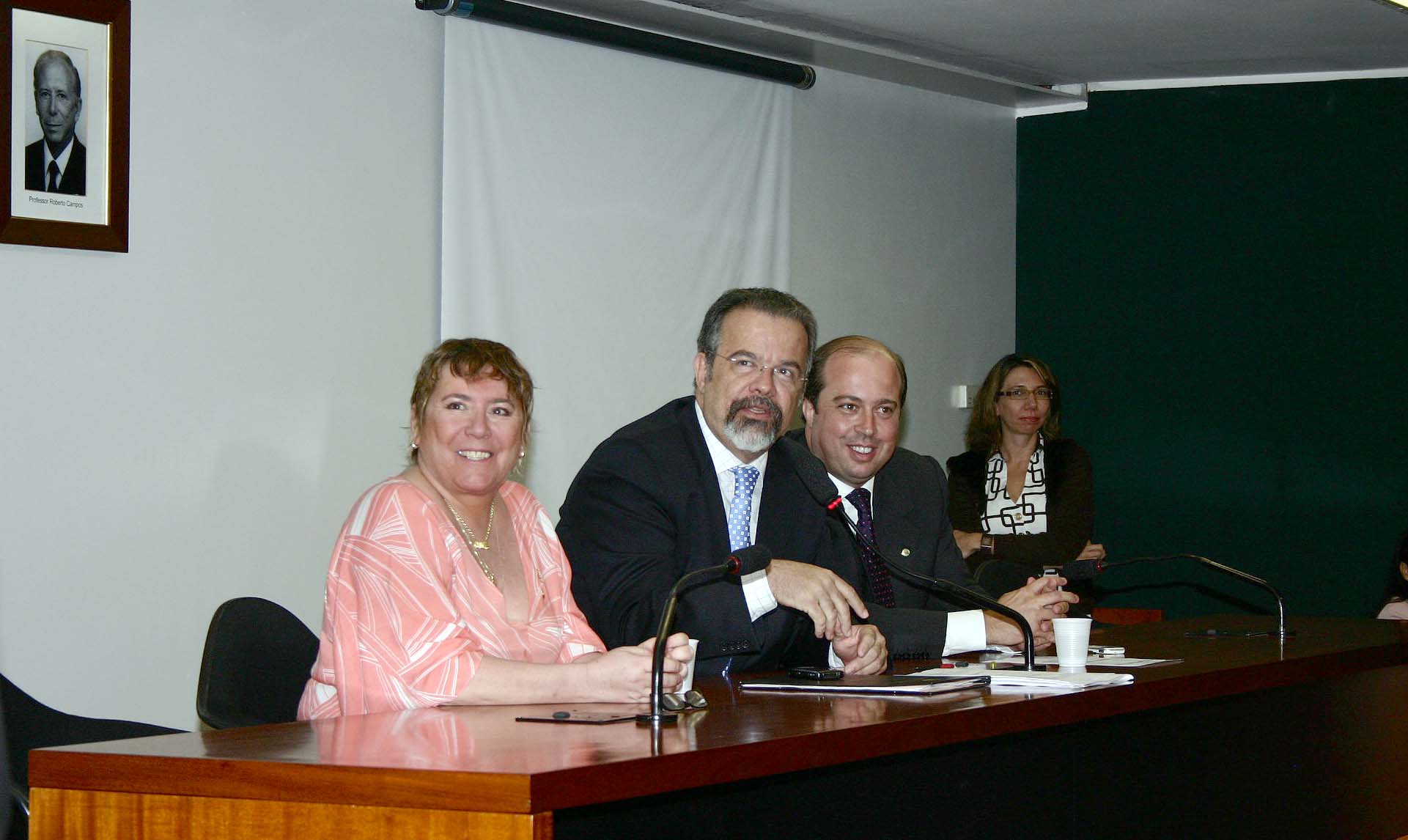 Marina comandará comissão já presidida por Jungmann e Alexandre Silveira