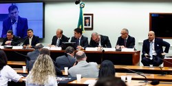 Audiência Pública da Comissão reúne autoridades da segurança pública nacional e deputados cobram soluções para violência no Rio