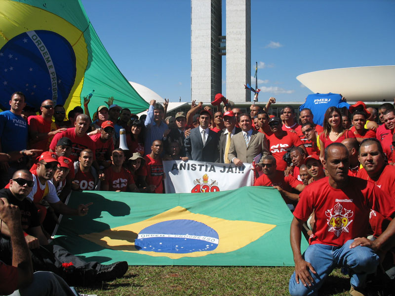 Bombeiros do RJ estarão em Brasília no dia 12 de julho pela PEC 300