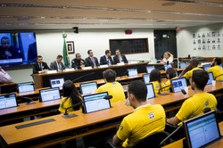 Comissão debate importância de operações da Polícia Rodoviária Federal