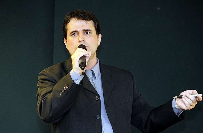 Delegados questionam controle externo do Ministério Público.