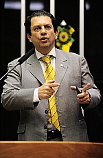 Pressões políticas impediram senador boliviano de comparecer a audiência, diz deputado