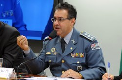 Segurança Pública aprova mudanças em estatutos de PMs e bombeiros do Distrito Federal