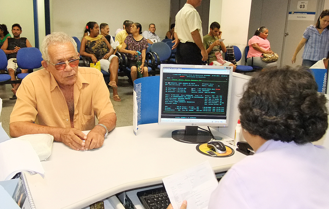 Comissão aprova critérios mais rígidos para procuradores de segurados no INSS