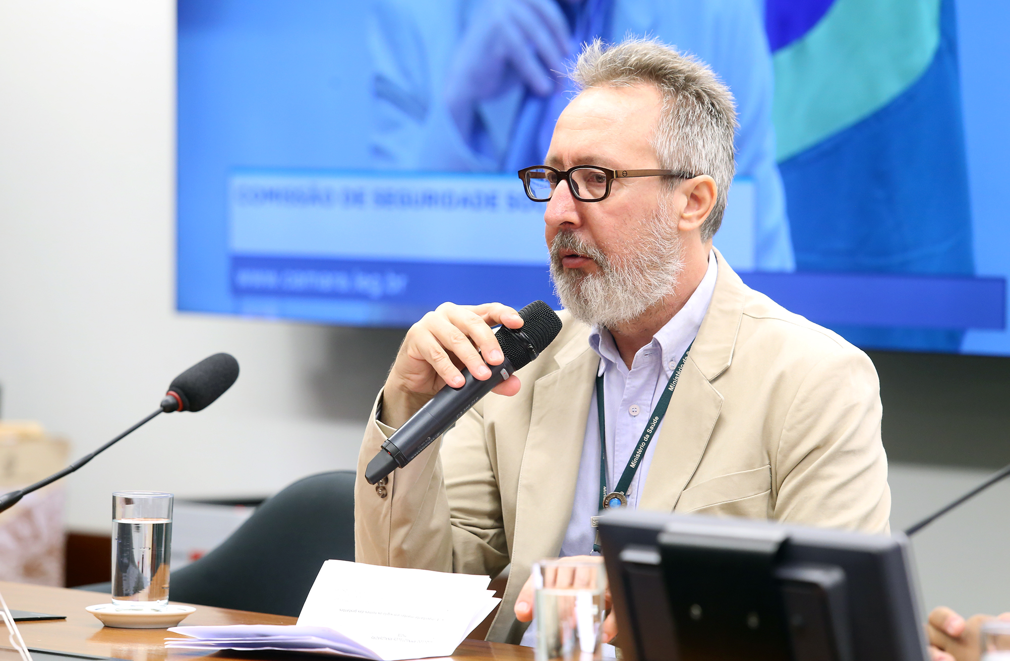 Deputados questionam diretor do Ministério da Saúde sobre casos de microcefalia 