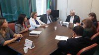 Grupo da Fosfoetanolamina quer encontro com ministro do STF