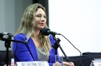 Lobby americano criou planejamento familiar no mundo, diz historiadora