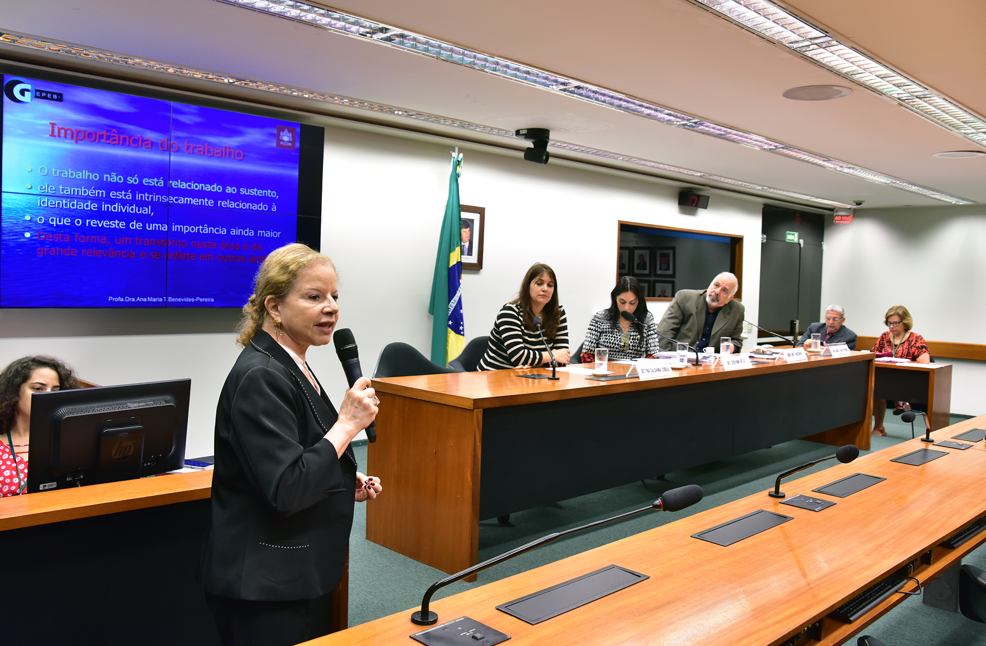 Psicóloga acredita que Síndrome de Burnout é subnotificada no Brasil