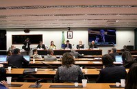 Vacina contra dengue pode ser aprovada este ano