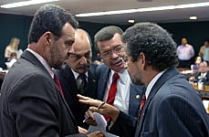 Dep. Daniel Almeida(PCdoB-BA), Dep. Roberto Santiago(PV-SP), Dep. FernandoNascimento (PT-PE) e Dep. Paulo Rocha (PT-PA)