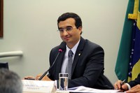 Comissão aprova criação de cargos em Tribunais