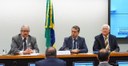 Juristas apresentam sugestões de mudanças na legislação que regula a administração pública
