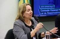 Trabalho amplia licença-maternidade em caso de nascimento de bebê prematuro