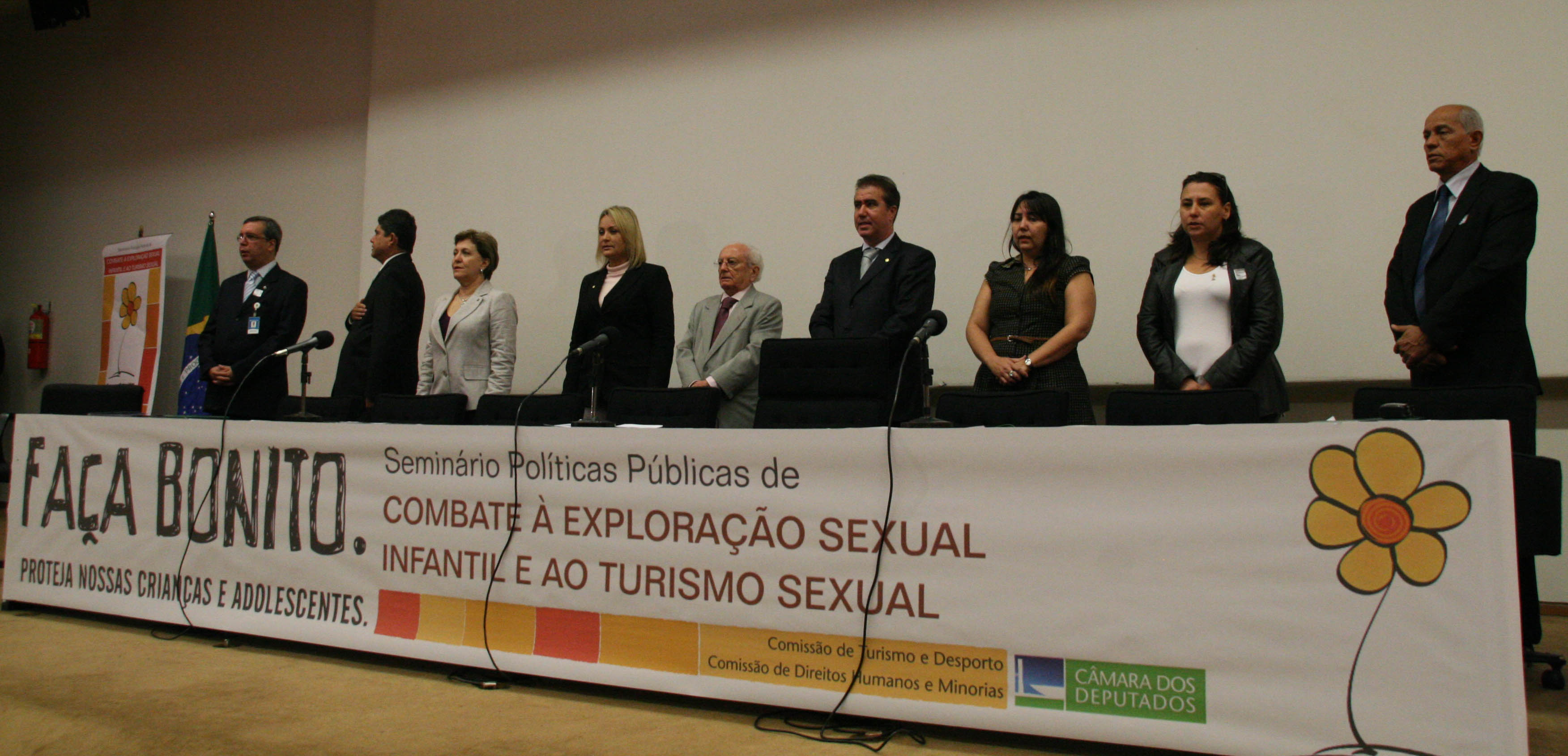 Ações contra exploração sexual de crianças se intensificam para a Copa 2014