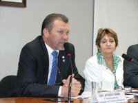Afonso Hamm fala das obras do estádio Beira-Rio na reunião da CTD