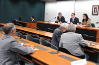 Audiência pública discute problemas da arbitragem no futebol