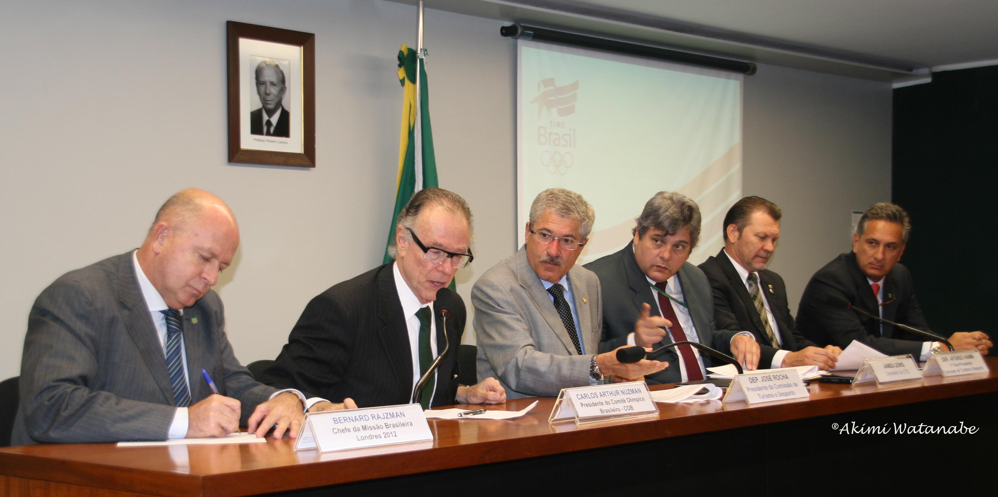 COB diz que Brasil quer manter ranking de medalhas nos jogos olímpicos de 2012