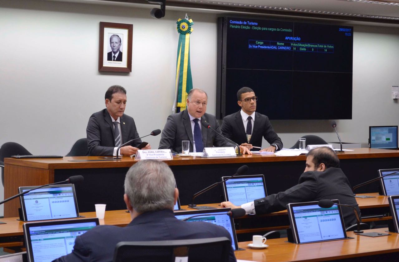 Comissão de Turismo elege 2º vice-presidente