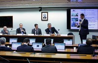 Comissão debate sobre a expansão, os investimentos e os desafios encontrados pela hotelaria no Brasil