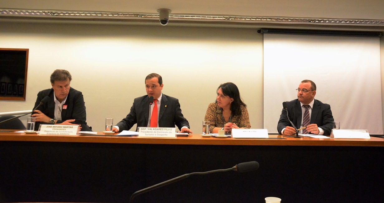 CTD debate planos e programas de incentivo aos novos atletas