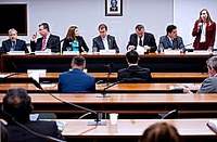 Debatedores criticam impacto do custo Brasil no turismo