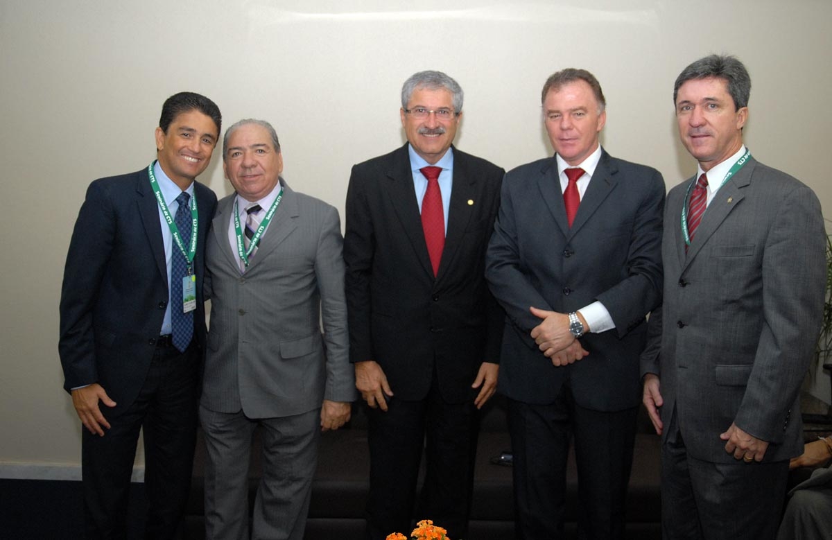 Rocha participa de seminário sobre Centro de Treinamento de Seleções