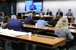 Reunião entre deputados, ministério e ANTT avalia reativação de ferrovia paulista