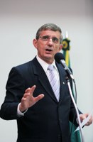 Câmara ouve voz das ruas e decide votar mais recursos para a saúde