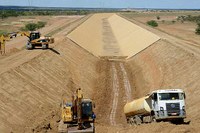 Transposição: ministro propõe apresentar relatórios sobre obras no São Francisco a cada três meses