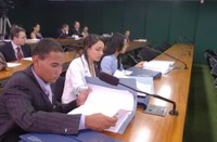 Parlamento Jovem começa nesta segunda