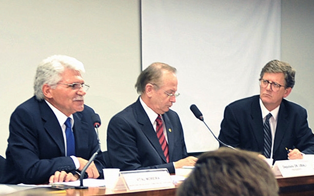 Visita parlamentares europeus