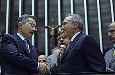 uribe e temer.jpg