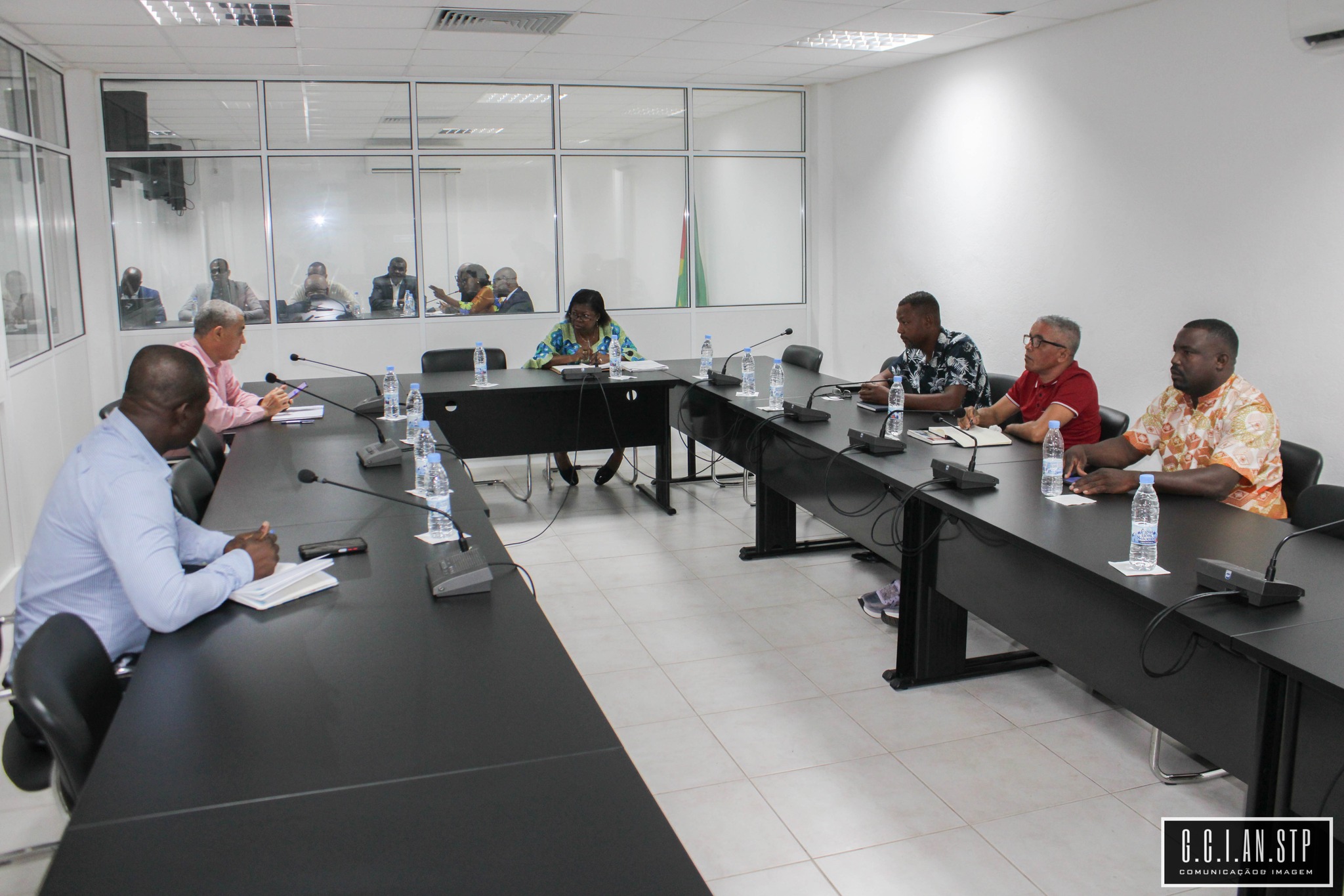 DEPUTADOS DA QUARTA COMISSÃO FAZEM O BALANÇO DAS ACTIVIDADES.