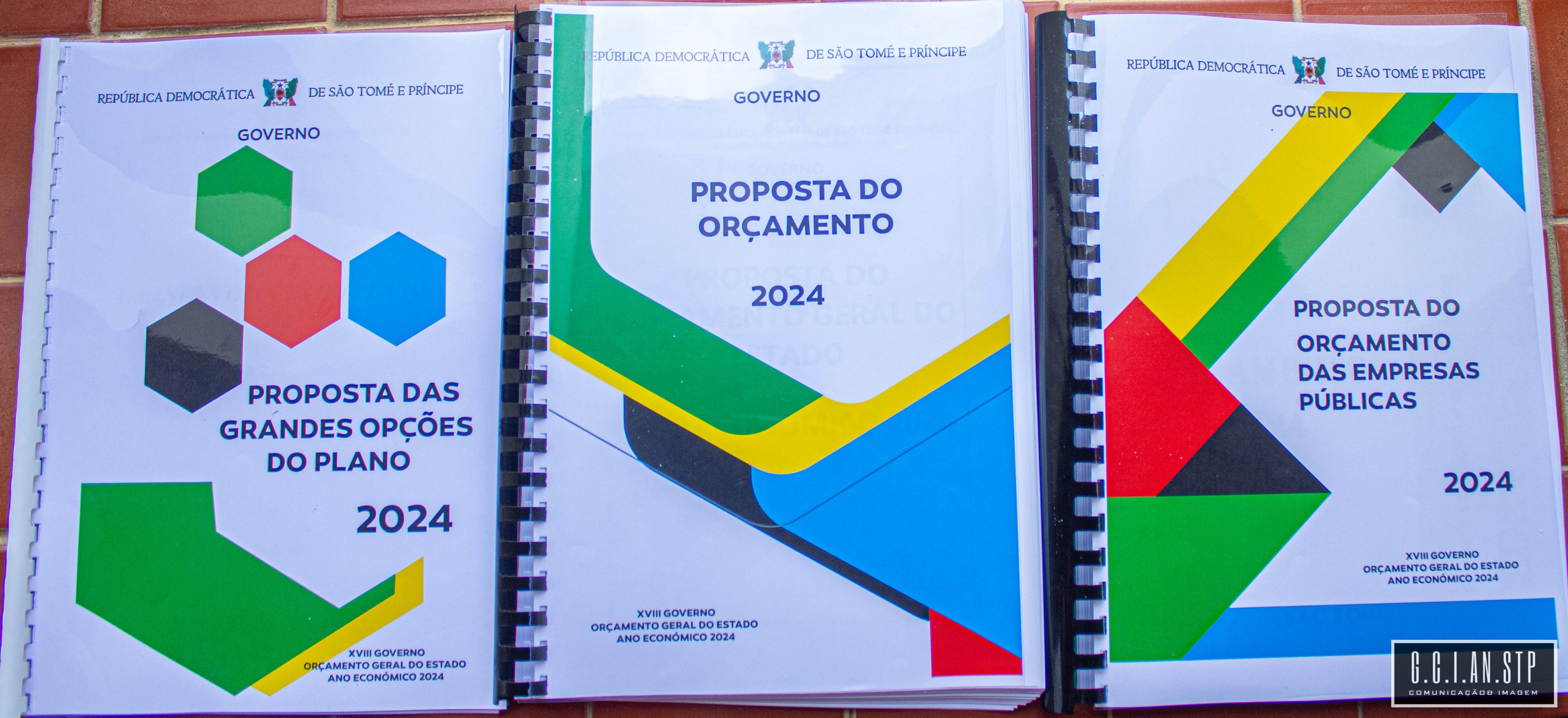 O ORÇAMENTO GERAL DO ESTADO E AS GRANDES OPÇÕES DO PLANO PARA 2024 DERAM HOJE ENTRADA NA ASSEMBLEIA NACIONAL .