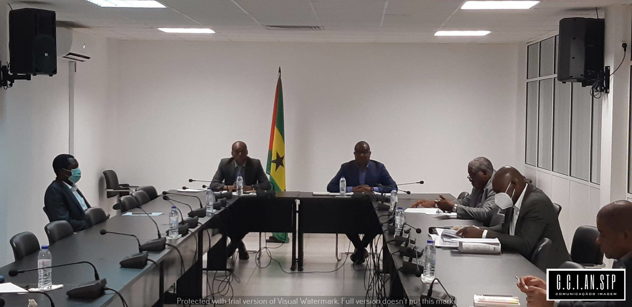 A Pedido da Bancada do ADI MESA DA ASSEMBLEIA REUNE-SE EM SESSÃO EXTRAORDINÁRIA