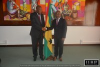 PRESIDENTE DA ASSEMBLEIA NACIONAL RECEBE INDIGITADO DIRECTOR-GERAL DA CPLP