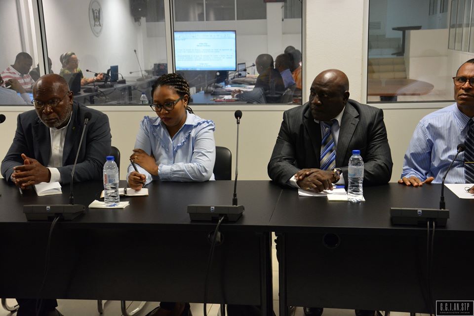 PRESIDENTE DO PARLAMENTO REUNE-SE COM INSTITUIÇÕES AUTÓNOMAS ADSTRITAS A ASSEMBLEIA NACIONAL