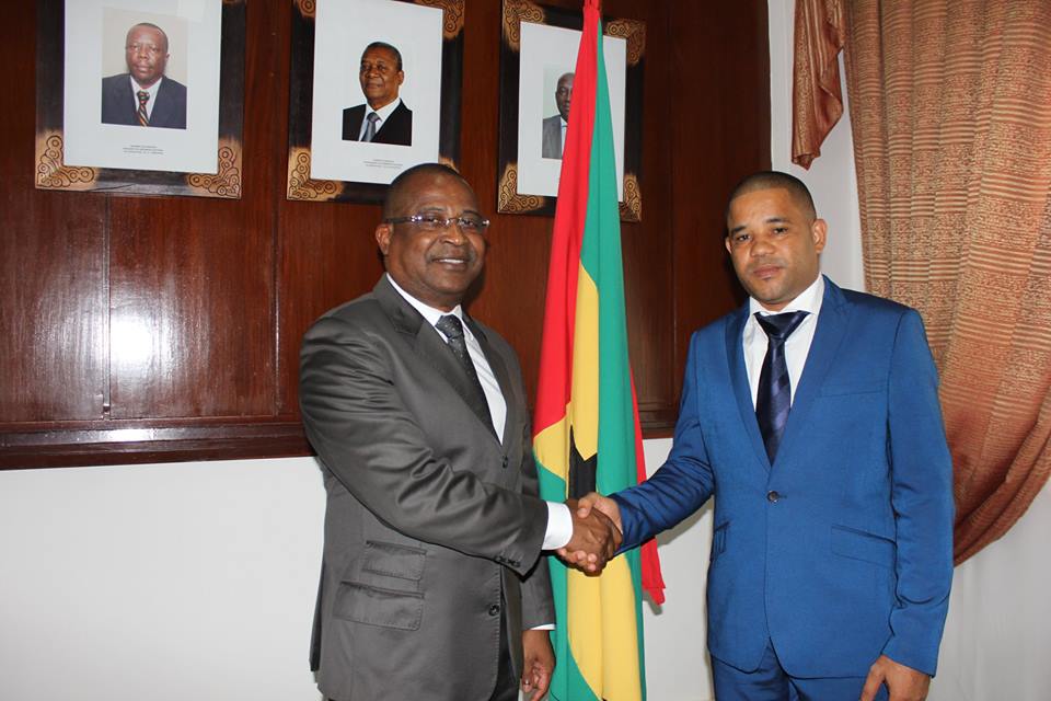 SAMORA FERREIRA É O NOVO SECRETARIO GERAL DA ASSEMBLEIA NACIONAL