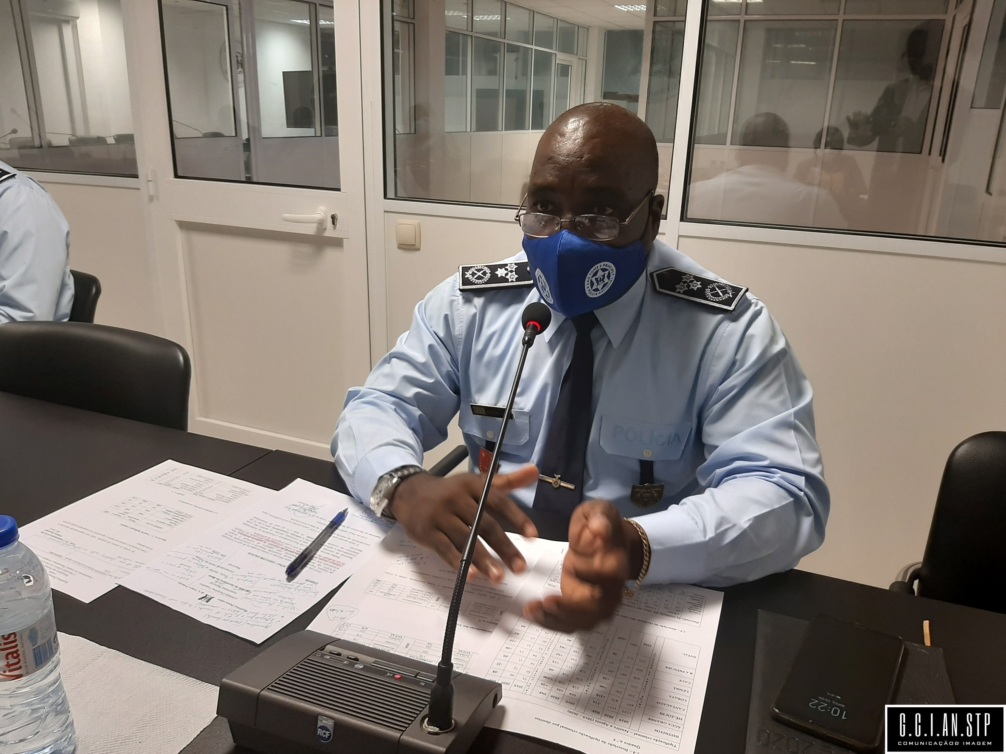 Sobre Violência e Sinistralidade  QUINTA COMISSÃO AUSCULTA COMANDANTE GERAL DA POLÍCIA