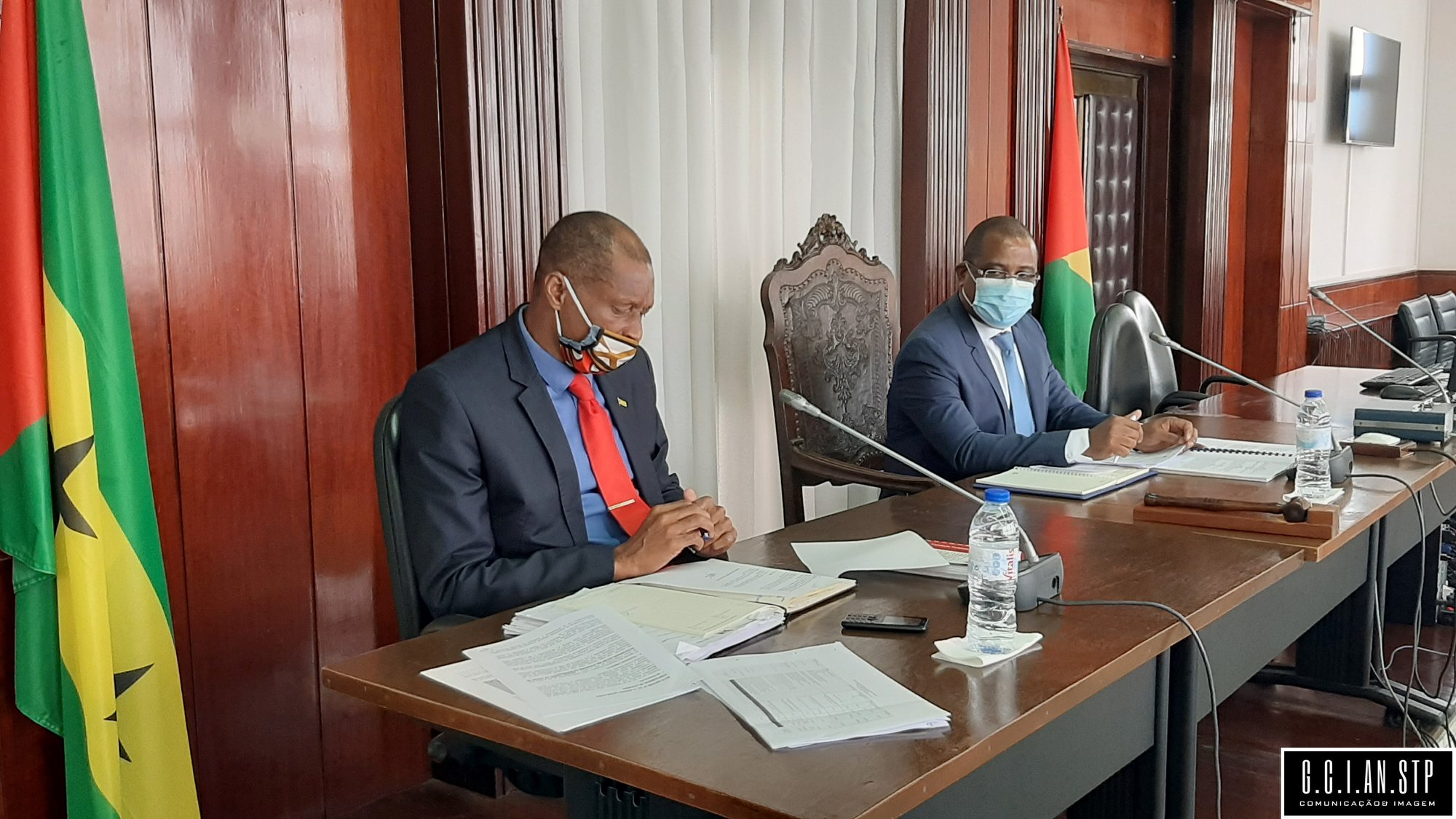 O Presidente da Assembleia Nacional, Delfim Neves,  preside Conferencia de Líderes