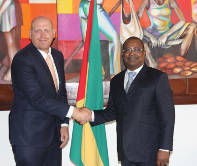 Recepção dos Representantes da Empresa AMANDI