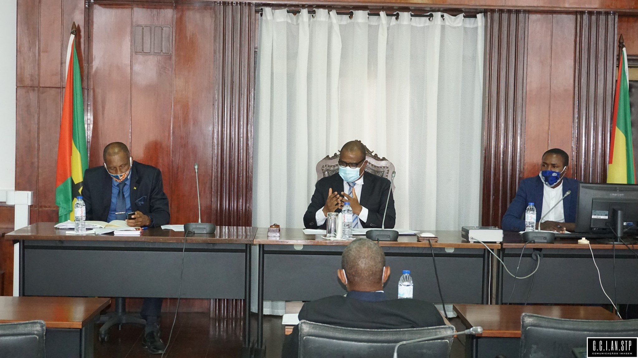 PARLAMENTO AVALIA PROGRAMA E CUMPRIMENTO DO ESTADO DE EMERGÊNCIA