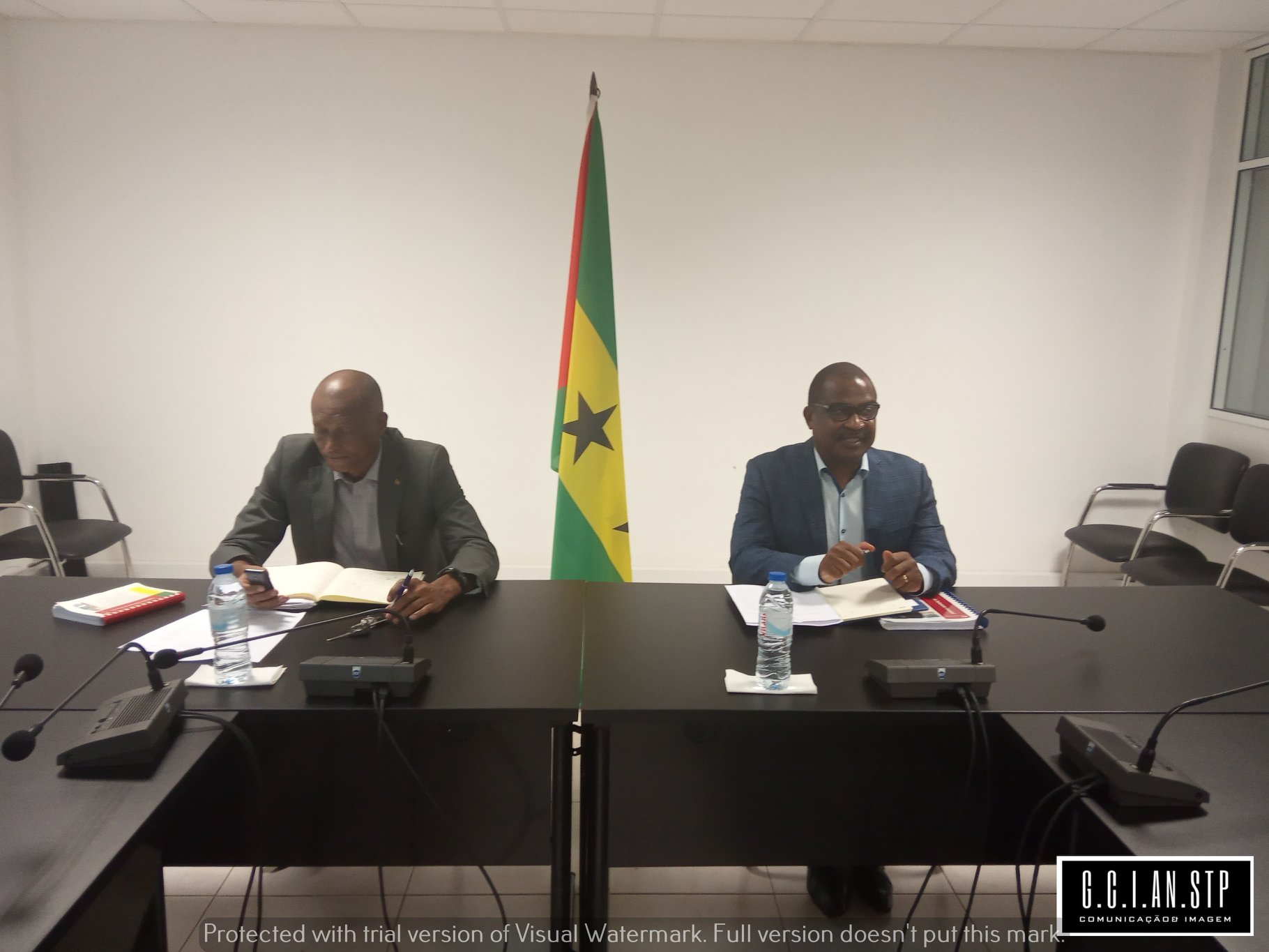 PRESIDENTE DA ASSEMBLEIA NACIONAL, DELFIM NEVES EM REUNIÃO DA CONFERÊNCIA DE LÍDERES