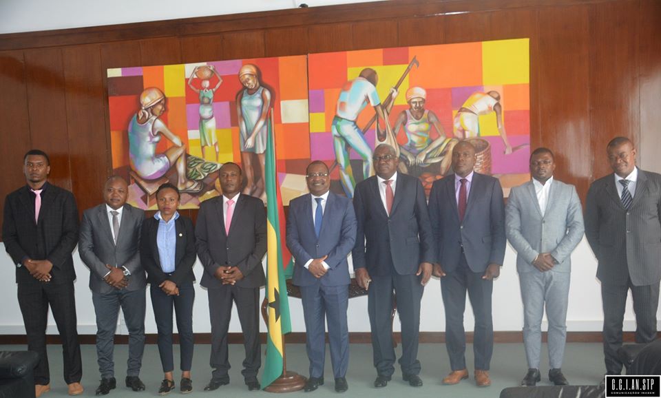  Presidente do Sindicato dos Funcionários da Polícia Judiciária, Alcino Costa Recebido pelo Presidente da Assembleia Nacional, Delfim Neves